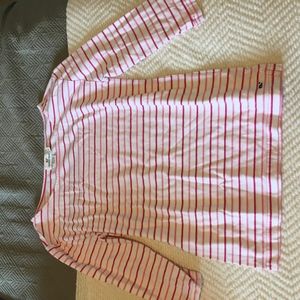 Vineyard Vines t-shirt